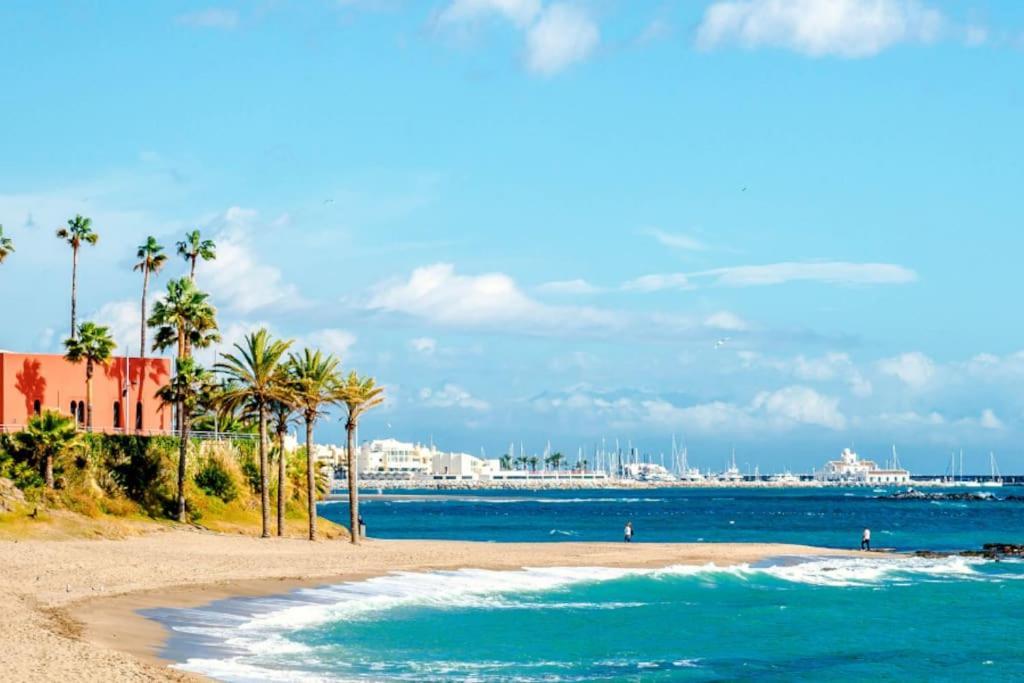 Apartamento En Benalmadena Costa Luaran gambar